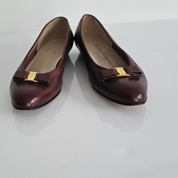 FERRAGAMO SHOES -LOW HEEL - AUTHENTIC! VINTAGE! - Picture 2 of 15